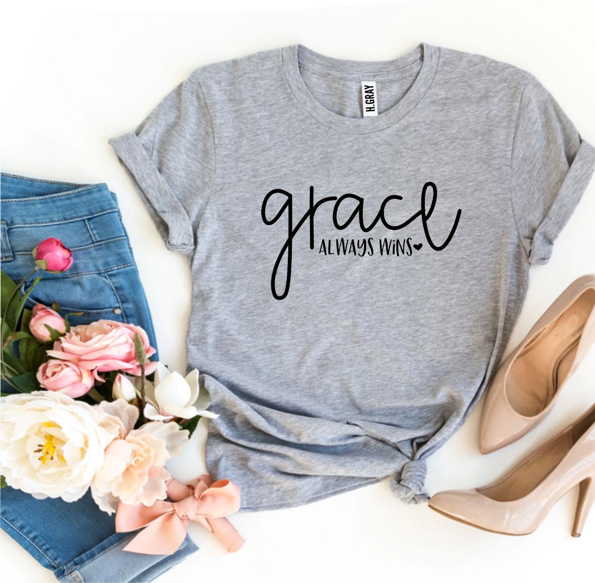 Camiseta La Gracia Siempre Gan "Grace Always Wins" T-Shirt