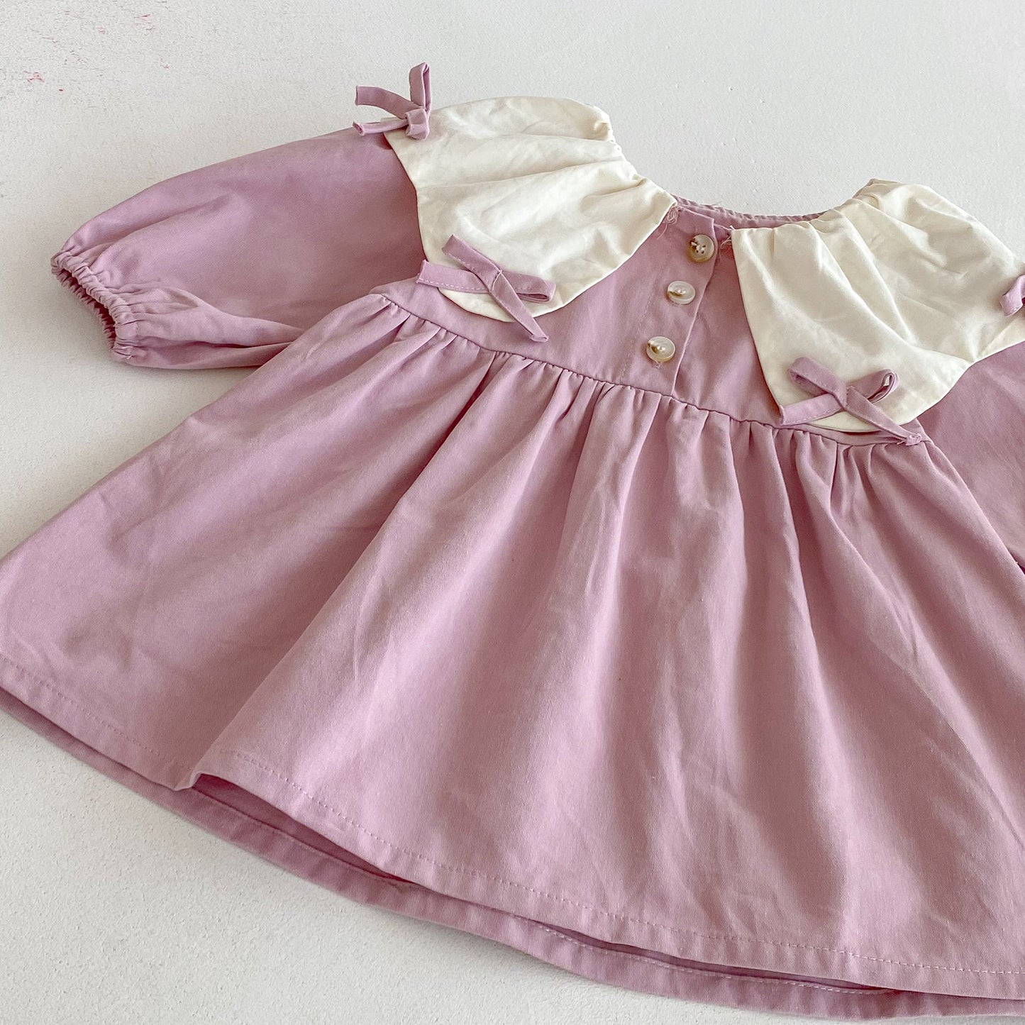 Conjunto para hermanitas – Vestido y Body Lila con Moñitos de Mariposa  ❘ Sister Set – Lilac Dress and Bodysuit with Butterfly Bows